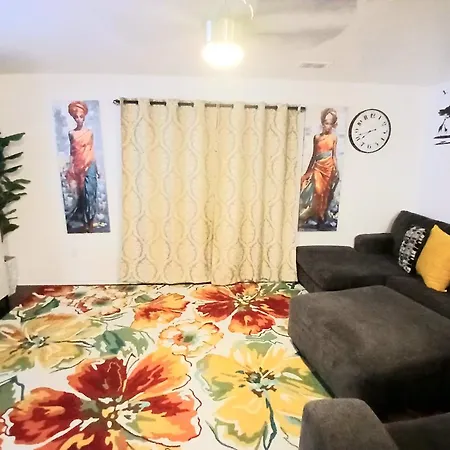Newark Airport Oasis: Spacious 3-Bed Near EWR & NYC
